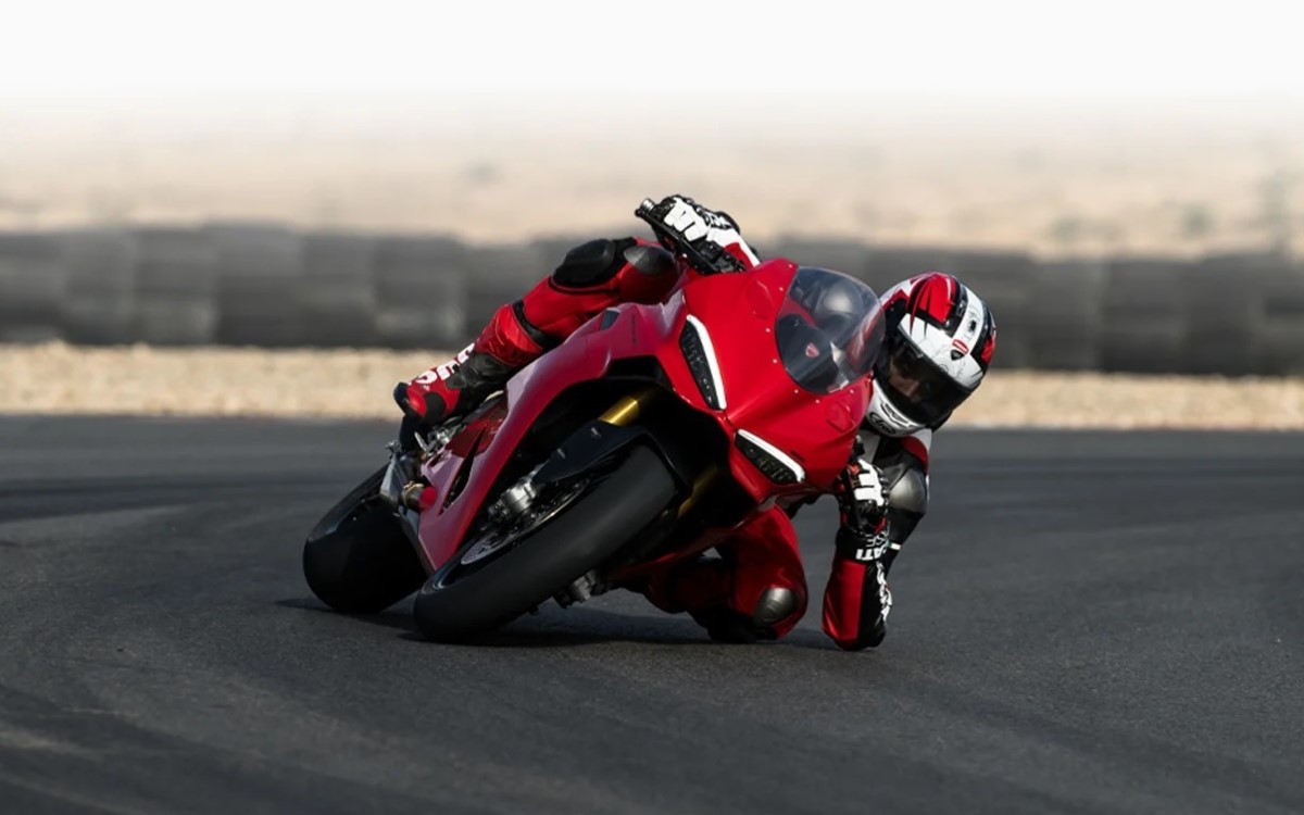 Ducati predstavio Panigale i Streetfighter s novim V2 motorom