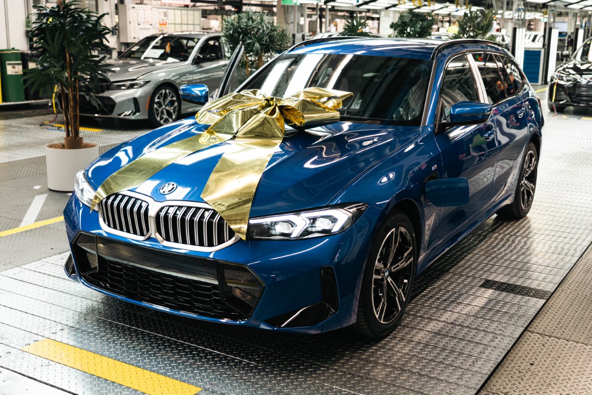 bmw 3mil-2.jpg