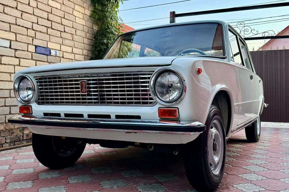 Lada 1200