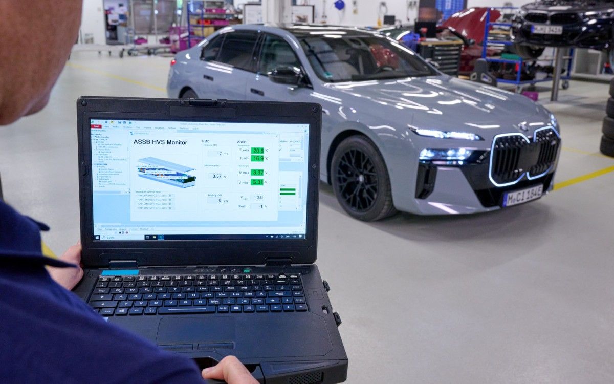 BMW i7 s čvrstom baterijom: Da li budućnost pripada novoj tehnologiji