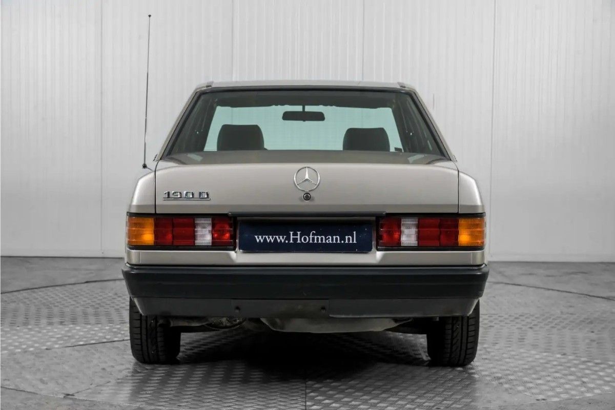 004_mercedes_190D_oldtimer.jpg