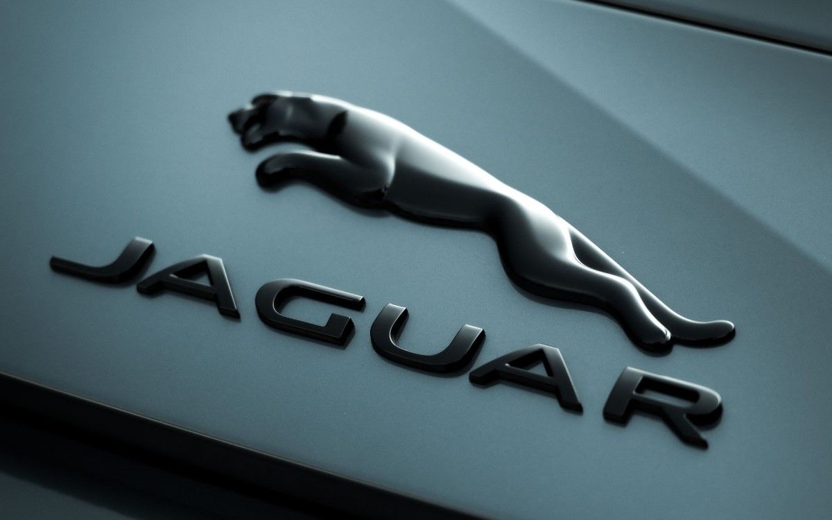 001_Jaguar_logo.jpg